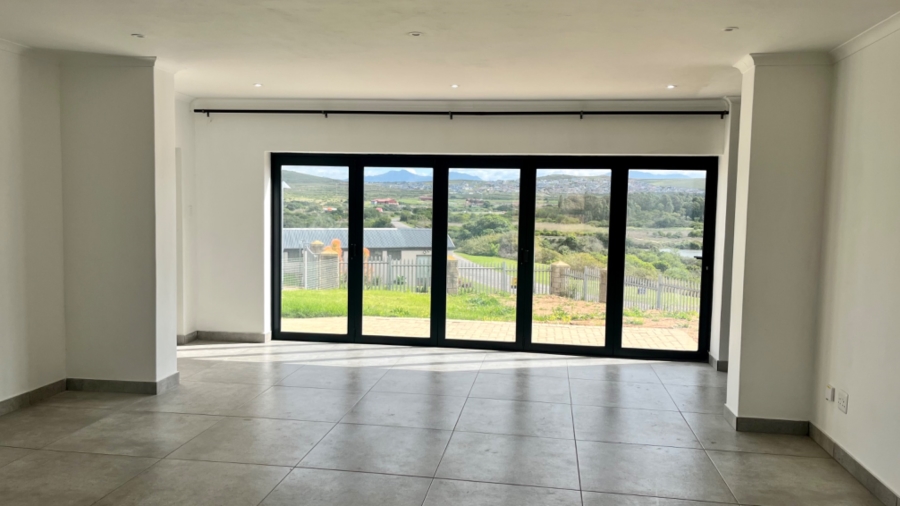 3 Bedroom Property for Sale in Hartenbos Heuwels Western Cape